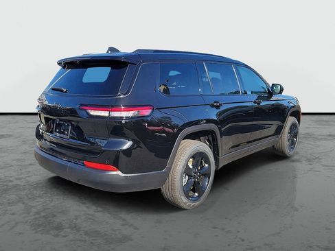 New 2025 Jeep Grand Cherokee L Limited w/ Luxury Tech Group II AWD/4WD image 2