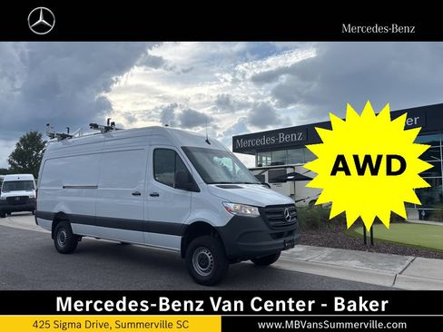 Used 2024 Mercedes-Benz Sprinter 2500 image 1