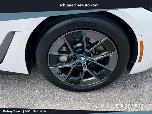 Used 2022 BMW i4 eDrive40 RWD image 16