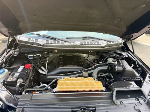 Used 2016 Ford F150 XLT w/ Equipment Group 302A Luxury image 15