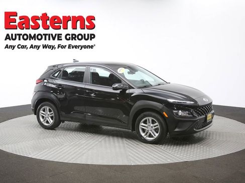 Used 2022 Hyundai Kona SE w/ Winter Weather Package image 46