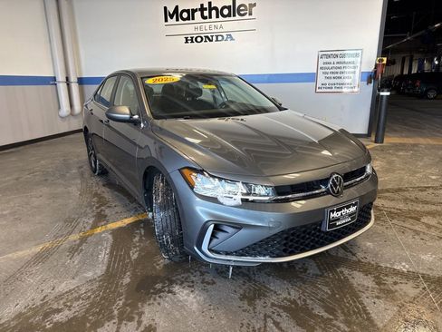 Used 2025 Volkswagen Jetta S image 3