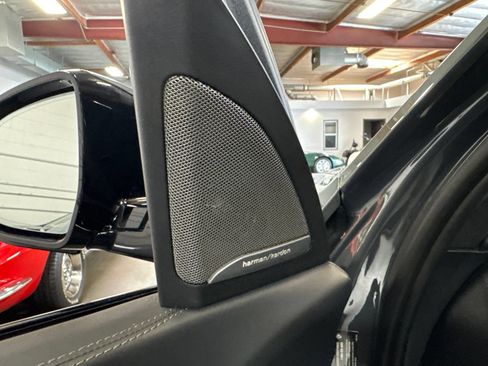 Used 2022 BMW X7 M50i AWD/4WD image 9