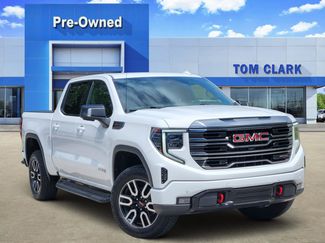 Used 2022 GMC Sierra 1500 AT4 w/ AT4 Premium Package AWD/4WD video 1