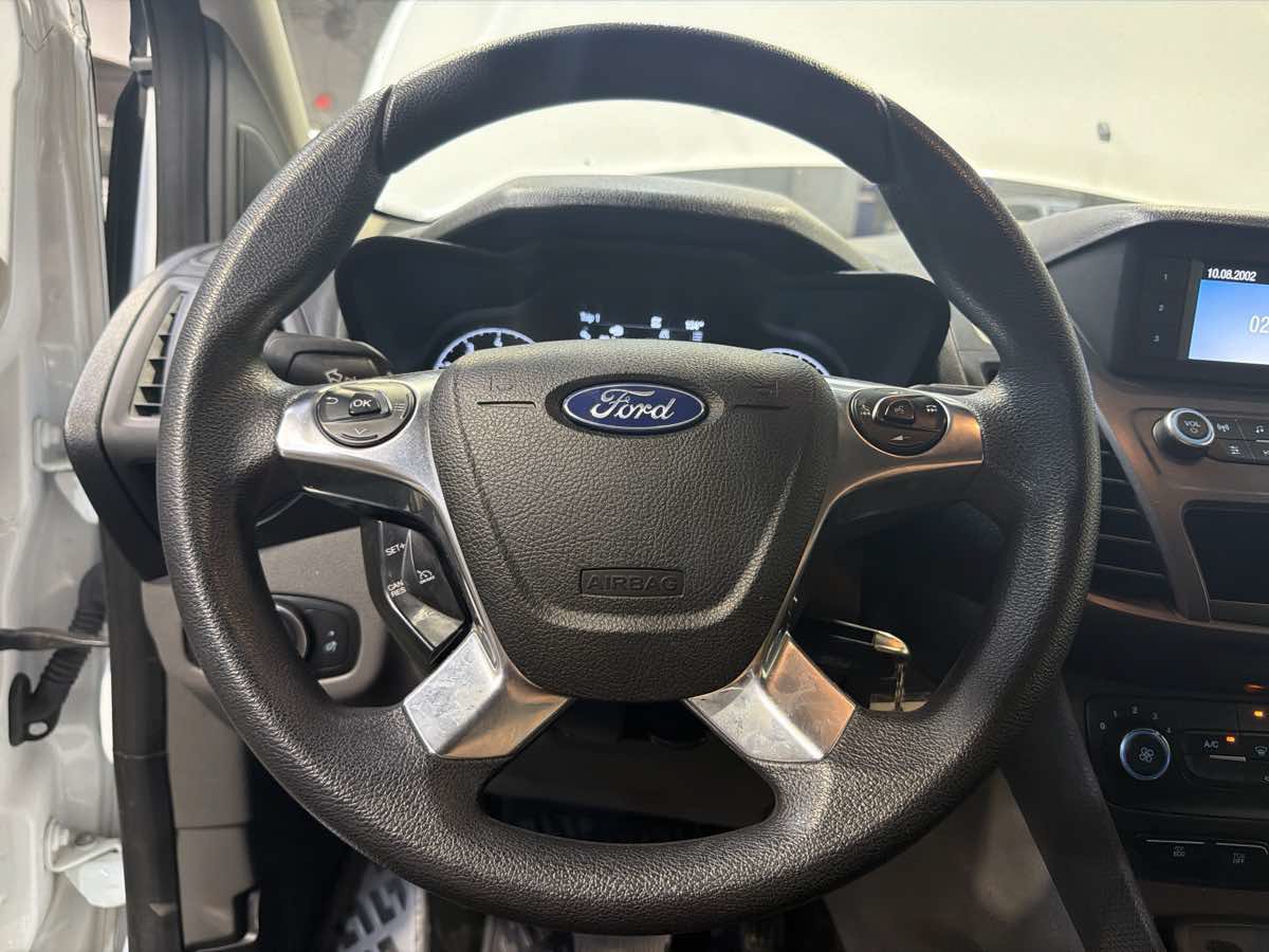 Used 2019 Ford Transit Connect XL FWD image 18