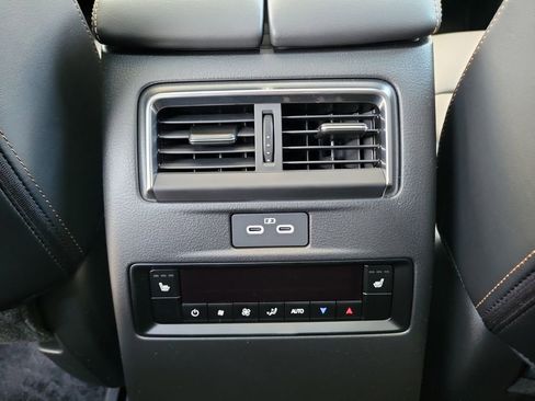 New 2026 MAZDA CX-90 Plug-In Hybrid w/ Premium Plus image 18