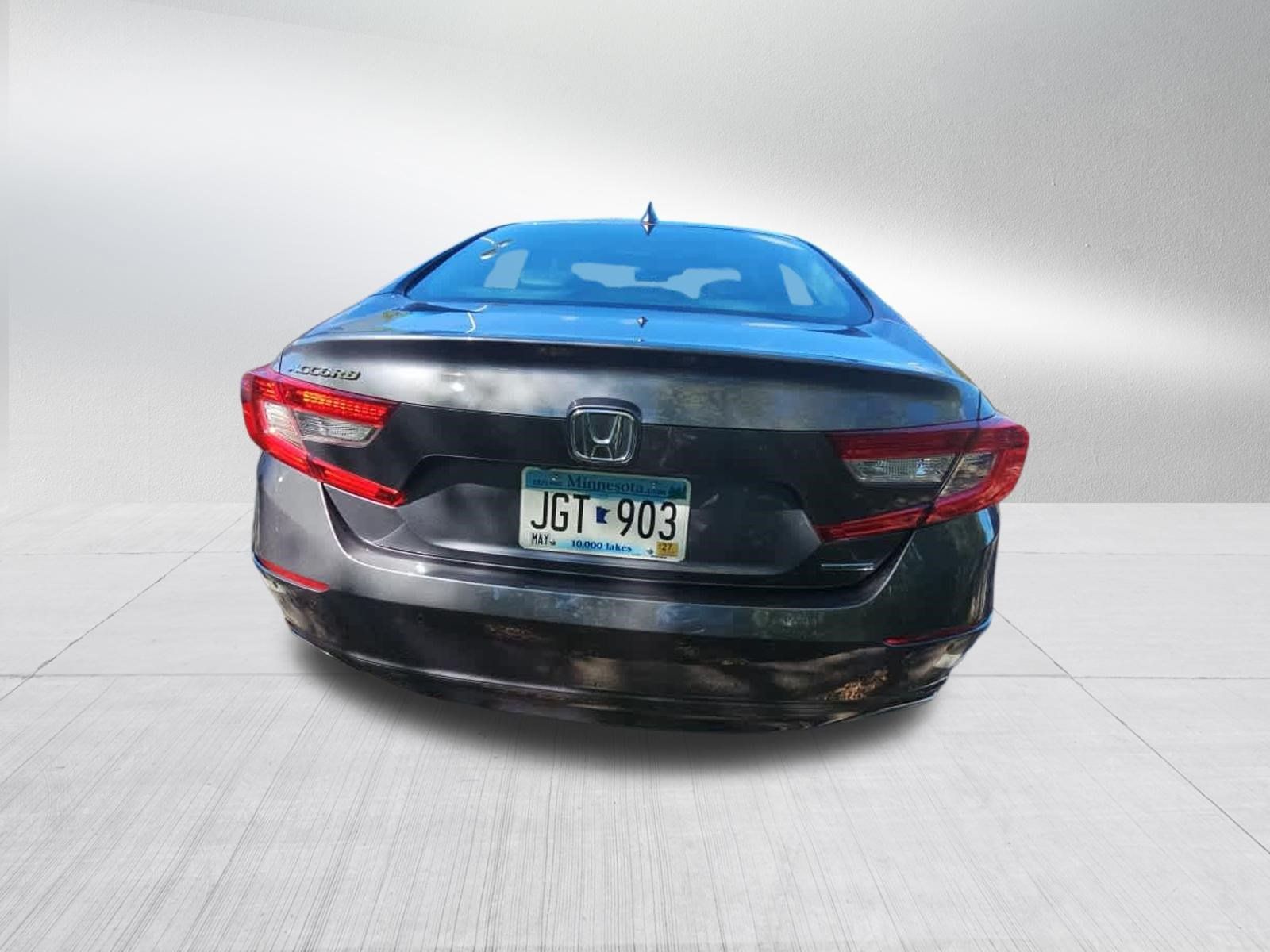 Used 2018 Honda Accord Touring image 5