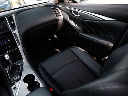 Used 2016 INFINITI Q50 3.0t Premium w/ 3.0T Premium Plus Package image 27