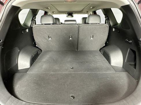 Used 2023 Hyundai Santa Fe SEL w/ Premium Package image 27