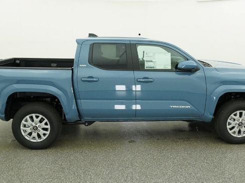 New 2026 Toyota Tacoma SR5 AWD/4WD image 11