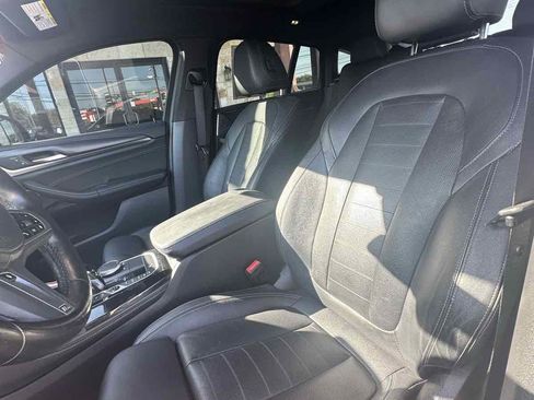 Used 2022 BMW X4 xDrive30i w/ M Sport Package 2 AWD/4WD image 11