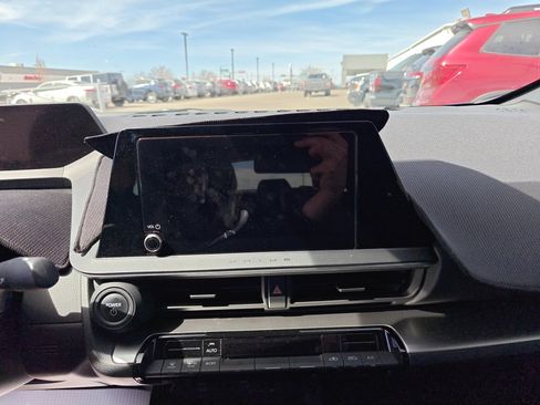 Used 2023 Toyota Prius LE image 15