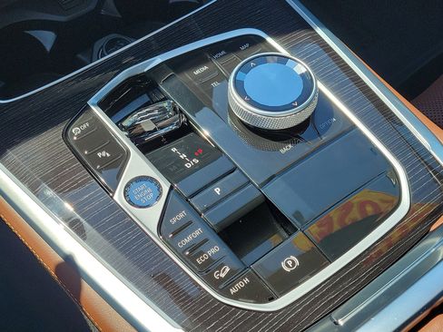 Used 2026 BMW X5 M60i AWD/4WD image 27