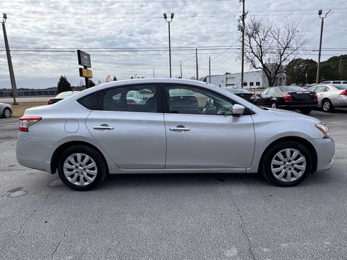 Used 2014 Nissan Sentra SV w/ SV Driver Package image 6