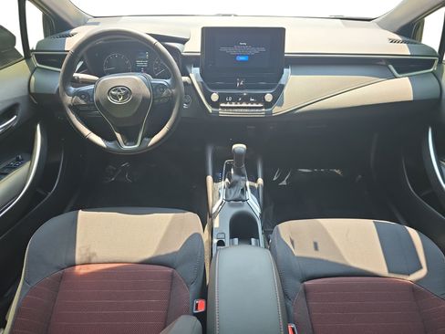 Used 2024 Toyota Corolla SE w/ SE Premium Package FWD image 9