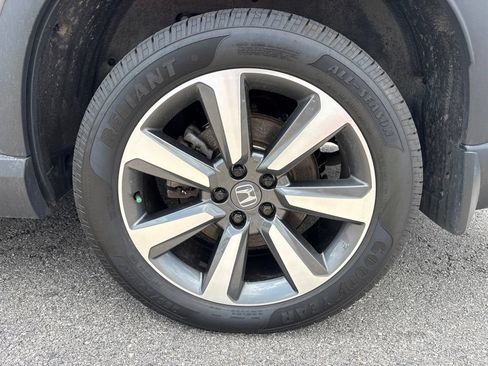 Used 2025 Honda Pilot Elite image 6