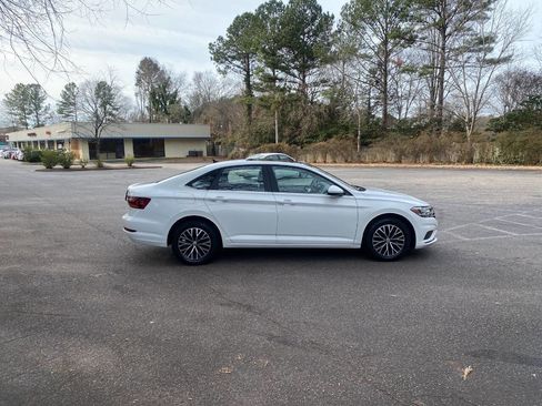 Used 2019 Volkswagen Jetta SE image 5