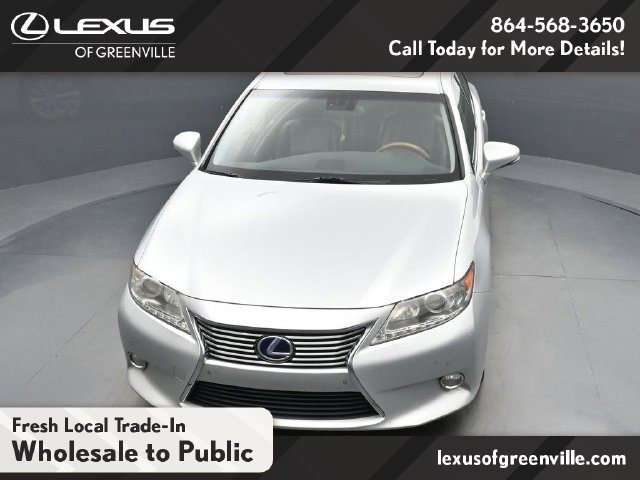Used 2013 Lexus ES 300h FWD image 22