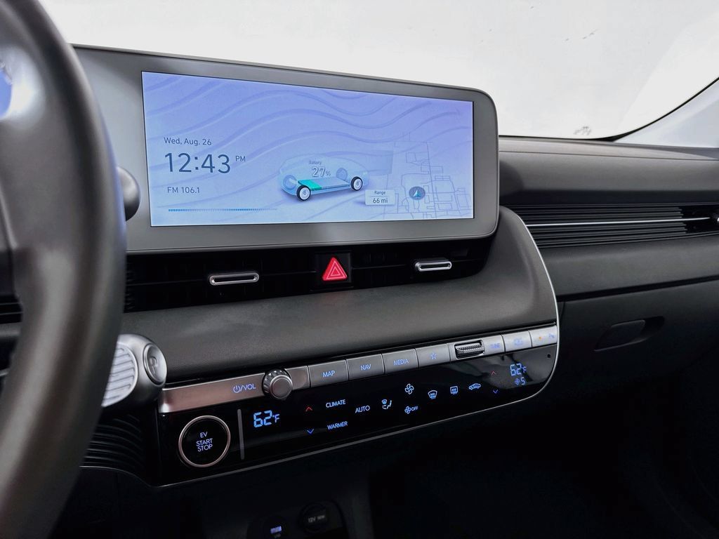 Used 2024 Hyundai Ioniq 5 SEL AWD/4WD image 17
