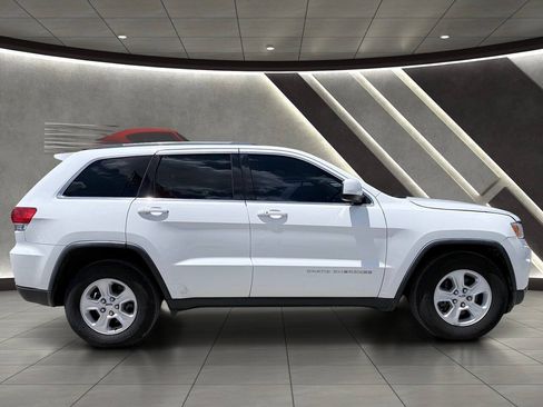 Used 2015 Jeep Grand Cherokee Laredo w/ Quick Order Package 23E RWD image 5