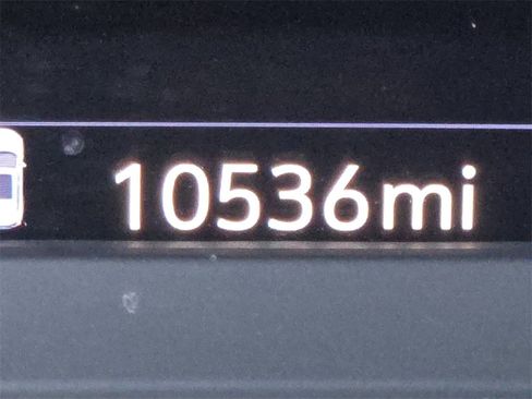 Used 2024 Cadillac XT6 Sport w/ Technology Package image 36