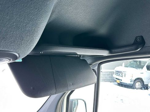 Used 2024 Mercedes-Benz Sprinter 2500 image 36