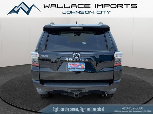 Used 2020 Toyota 4Runner SR5 Premium w/ Moonroof Package AWD/4WD image 5