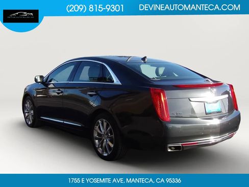 Used 2014 Cadillac XTS Premium image 4