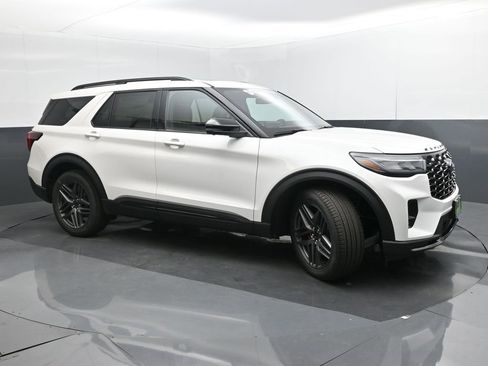 New 2025 Ford Explorer ST w/ Sun And Sound Package image 8