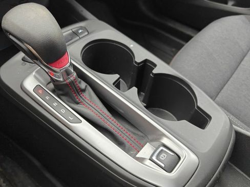 Used 2024 Chevrolet Trax RS w/ Driver Confidence Package image 18