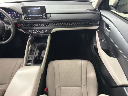 Used 2025 Honda Accord LX image 30