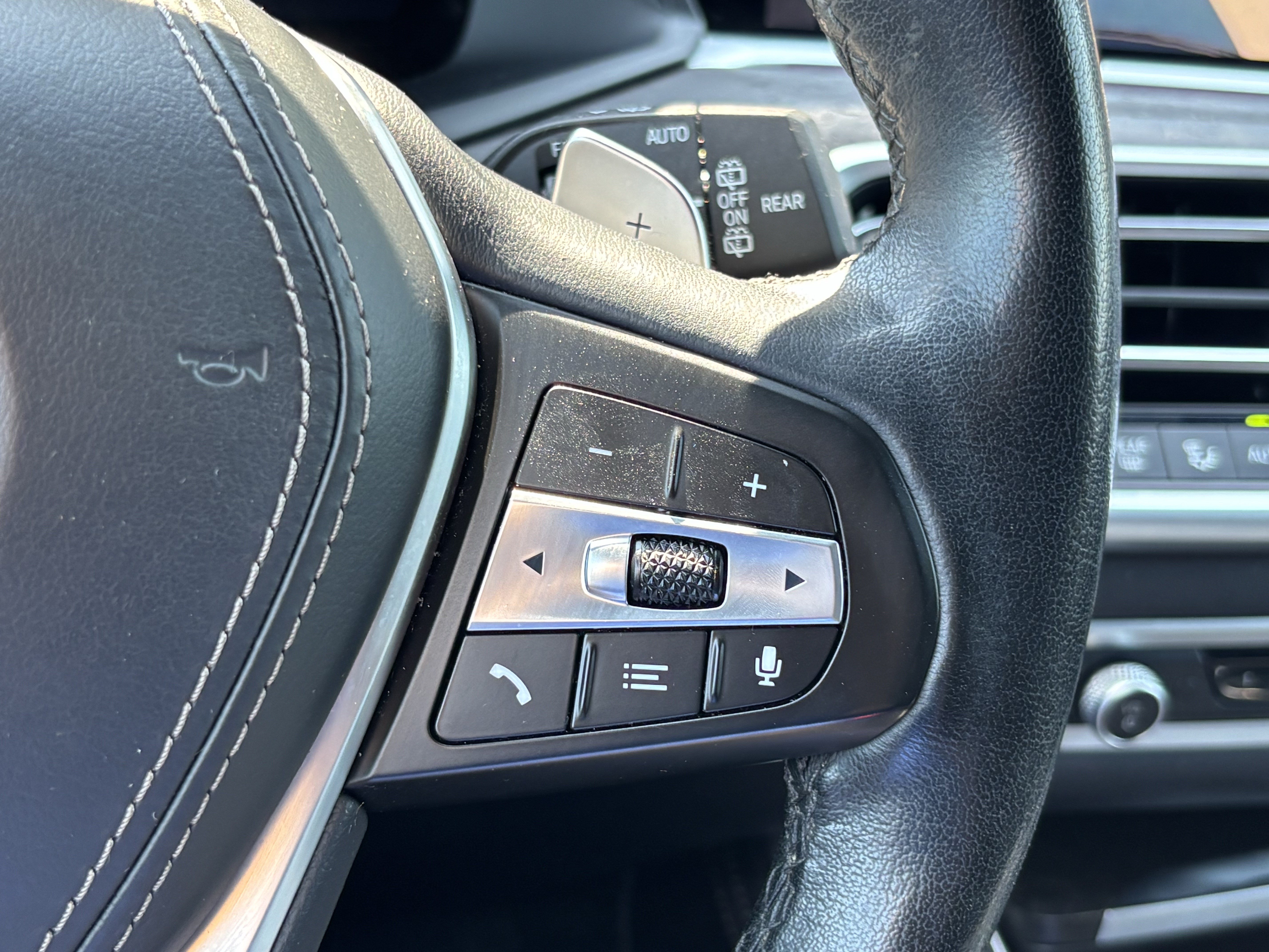 Used 2023 BMW X5 xDrive40i AWD/4WD image 22