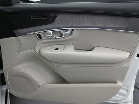 New 2026 Volvo XC90 B6 Ultra w/ Lounge Package AWD/4WD image 14