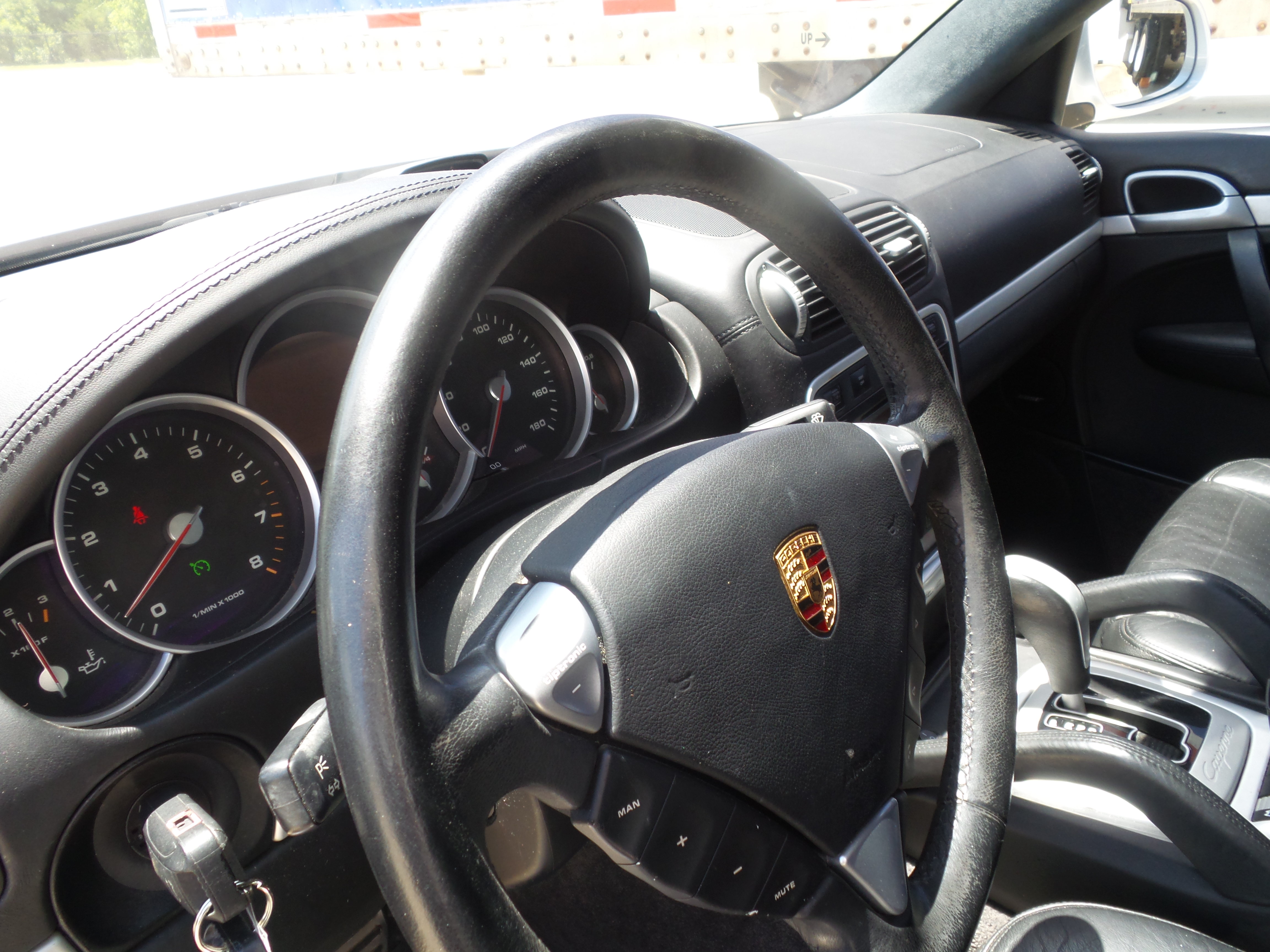 Used 2004 Porsche Cayenne Turbo AWD/4WD image 15