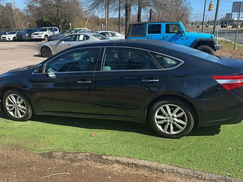 Used 2013 Toyota Avalon XLE Premium image 5