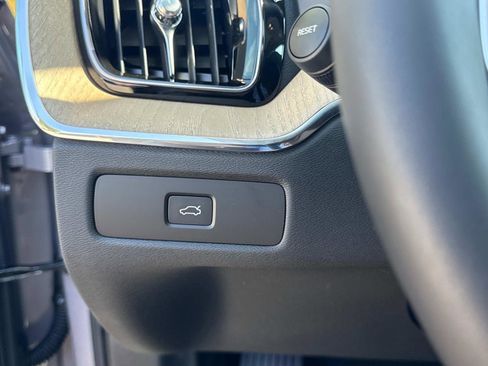 New 2026 Volvo XC60 B5 Plus w/ Climate Package image 30