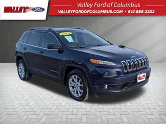 Used 2016 Jeep Cherokee Latitude w/ Cold Weather Group video 1