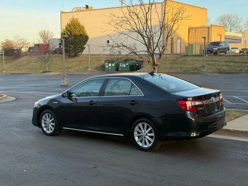 Used 2012 Toyota Camry XLE image 8
