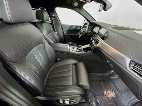 Used 2023 BMW X6 xDrive40i w/ Executive Package image 28