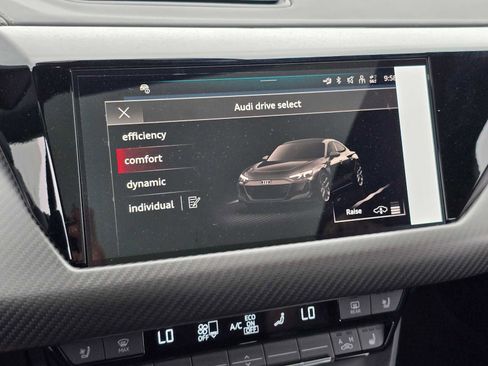 New 2026 Audi S e-tron GT Prestige image 35
