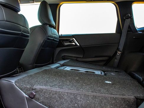 New 2025 Mitsubishi Outlander SE AWD/4WD image 35