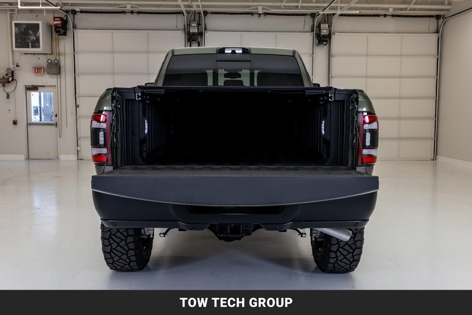 Used 2024 RAM 2500 Power Wagon w/ Level 2 Equipment Group AWD/4WD image 9