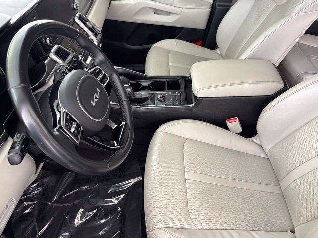 Used 2023 Kia Sorento S w/ Panoramic Sunroof Package FWD image 20