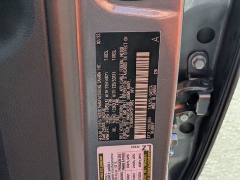 Used 2023 Lexus RX 350 F Sport w/ Accessory Package (Z1) AWD/4WD image 35