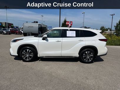 Used 2021 Toyota Highlander XLE
