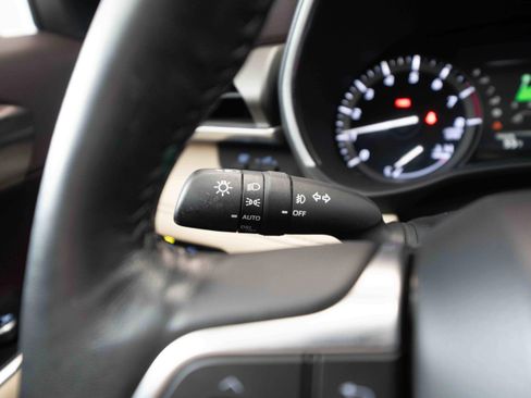 Used 2020 Toyota Highlander Limited AWD/4WD image 13