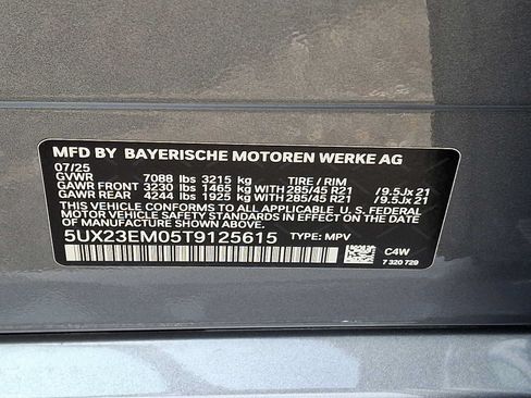Used 2026 BMW X7 xDrive40i w/ M Sport Package AWD/4WD image 25