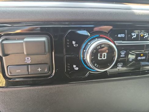 Certified 2025 GMC Sierra 1500 Elevation AWD/4WD image 21