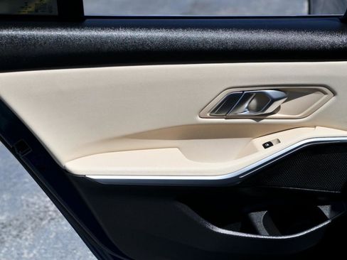 Used 2021 BMW 330i Sedan w/ Convenience Package image 11