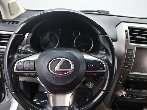 Used 2020 Lexus GX 460 Premium w/ Premium Package AWD/4WD image 23